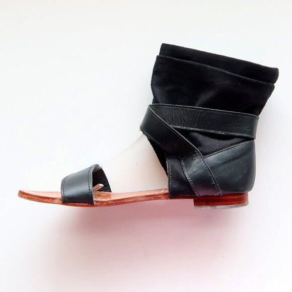 Mellow Yellow Black Leather & Linen Flat Gladiator Sandals Open Toe Summer Shoes - Picture 10 of 16